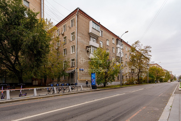 Продам двухкомнатную (2-комн.) квартиру, Новолесная ул, 1/49, Москва г