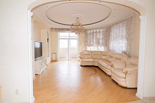 Продам трехкомнатную (3-комн.) квартиру, Измайловский б-р, 46к1, Москва г
