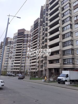 Сдам однокомнатную (1-комн.) квартиру, Шоссе в Лаврики ул, 57к3, Мурино п