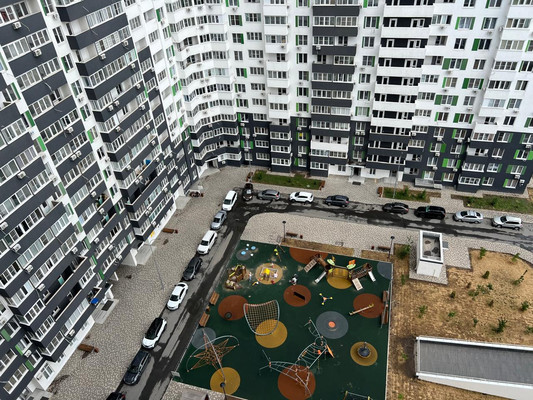 Продам трехкомнатную (3-комн.) квартиру, Жмайлова ул, 19а, Ростов-на-Дону г