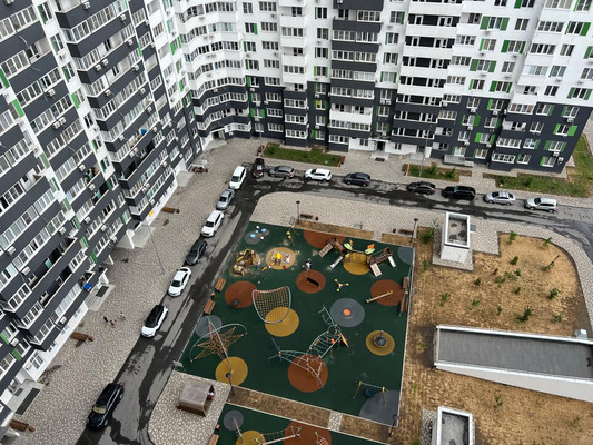 Продам трехкомнатную (3-комн.) квартиру, Жмайлова ул, 19а, Ростов-на-Дону г