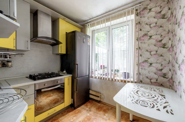 Продам трехкомнатную (3-комн.) квартиру, Полярная ул, 26к2, Москва г