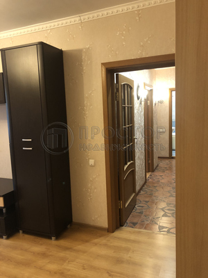 Продам двухкомнатную (2-комн.) квартиру, Витебская ул, 3к1, Москва г