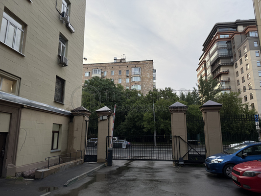 Продам двухкомнатную (2-комн.) квартиру, Большая Пироговская ул, 53-55, Москва г