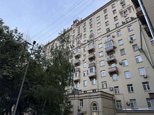 Продам двухкомнатную (2-комн.) квартиру, Большая Пироговская ул, 53-55, Москва г