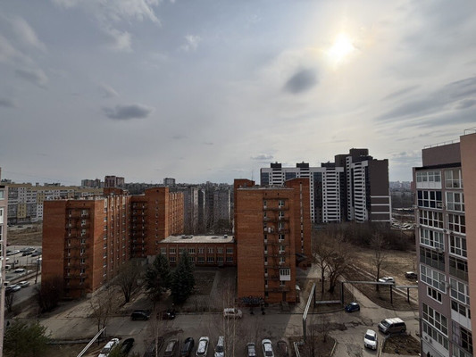 Продам однокомнатную (1-комн.) квартиру, Александра Хохлова ул, 1, Нижний Новгород г