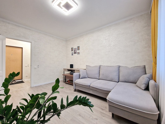 Продам двухкомнатную (2-комн.) квартиру, Дмитровка Б. ул, 1к2, Москва г