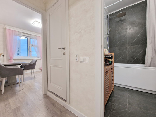 Продам двухкомнатную (2-комн.) квартиру, Дмитровка Б. ул, 1к2, Москва г