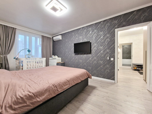 Продам двухкомнатную (2-комн.) квартиру, Дмитровка Б. ул, 1к2, Москва г