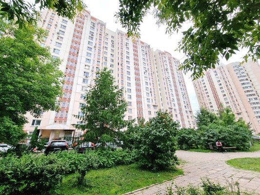 Продам двухкомнатную (2-комн.) квартиру, Дмитровка Б. ул, 1к2, Москва г