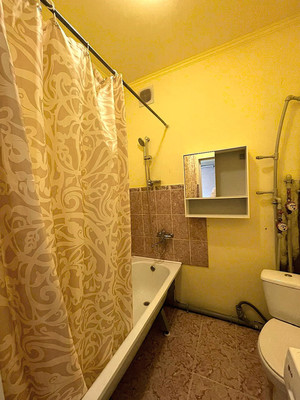 Продам однокомнатную (1-комн.) квартиру, Очаковская ул, 10, Российский п