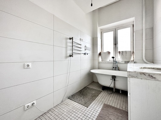 Продам двухкомнатную (2-комн.) квартиру, Кутузовский пр-кт, 17, Москва г