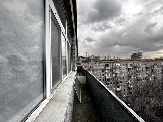Продам двухкомнатную (2-комн.) квартиру, Кутузовский пр-кт, 17, Москва г