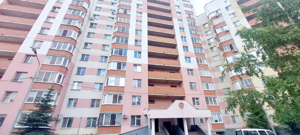 Продам двухкомнатную (2-комн.) квартиру, Ямашева пр-кт, 31А, Казань г