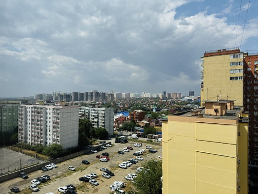 Продам двухкомнатную (2-комн.) квартиру, Жмайлова ул, 4/11, Ростов-на-Дону г