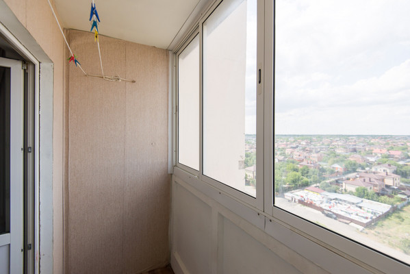 Продам двухкомнатную (2-комн.) квартиру, Петренко ул, 10, Ростов-на-Дону г