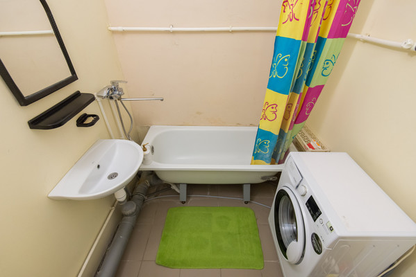 Продам двухкомнатную (2-комн.) квартиру, Петренко ул, 10, Ростов-на-Дону г