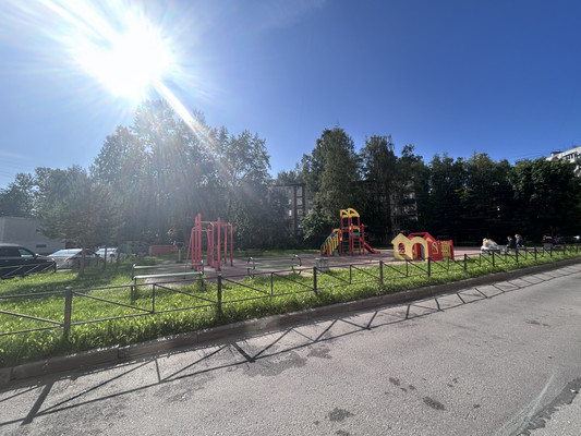 Продам однокомнатную (1-комн.) квартиру, Северный пр-кт, 93, Санкт-Петербург г