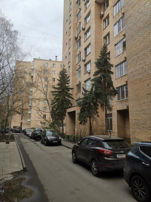 Продам многокомнатную квартиру, Староконюшенный пер, 32, Москва г