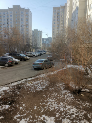 Продам трехкомнатную (3-комн.) квартиру, Новокосинская ул, 10к1, Москва г