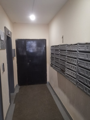 Продам трехкомнатную (3-комн.) квартиру, Новокосинская ул, 10к1, Москва г