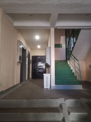 Продам трехкомнатную (3-комн.) квартиру, Новокосинская ул, 10к1, Москва г