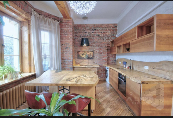 Продам трехкомнатную (3-комн.) квартиру, Бронная М. ул, 30/1, Москва г
