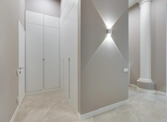 Продам трехкомнатную (3-комн.) квартиру, Дмитровка М. ул, 8, Москва г