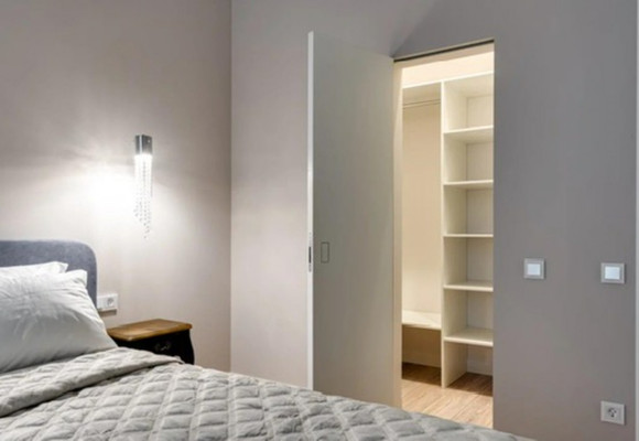 Продам трехкомнатную (3-комн.) квартиру, Дмитровка М. ул, 8, Москва г