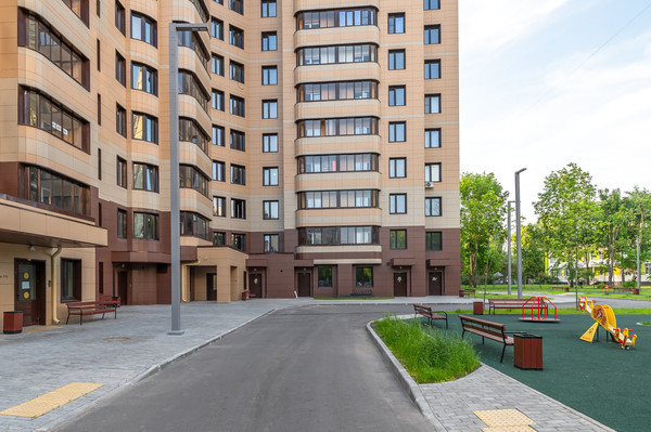 Продам трехкомнатную (3-комн.) квартиру, Малыгина ул, 12А, Москва г