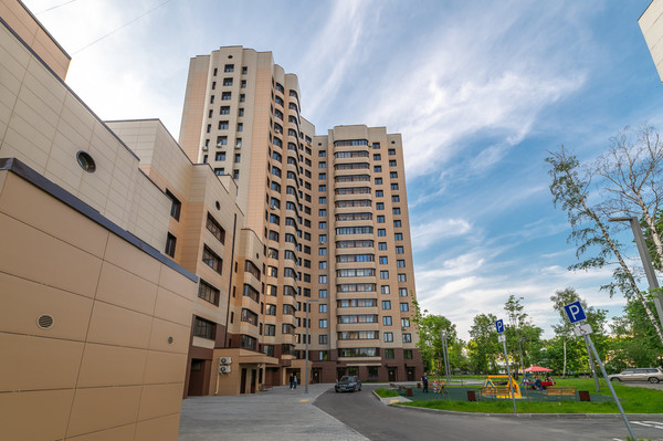 Продам трехкомнатную (3-комн.) квартиру, Малыгина ул, 12А, Москва г