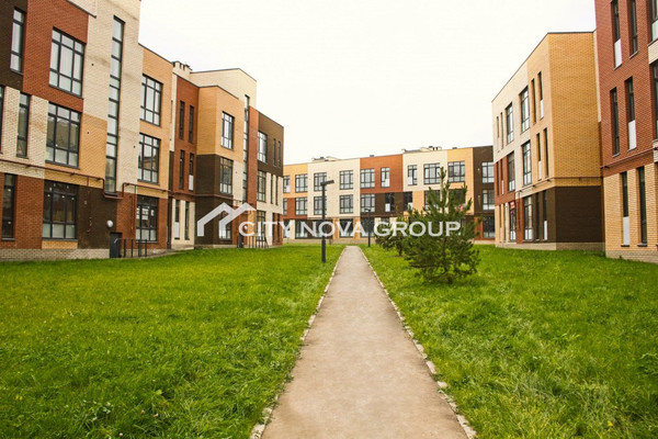 Продам однокомнатную (1-комн.) квартиру, Победы ул, 10, Десна д