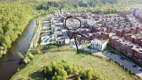 Продам однокомнатную (1-комн.) квартиру, Победы ул, 10, Десна д