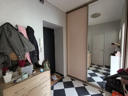 Продам однокомнатную (1-комн.) квартиру, Энгельса пер, 8, Калининград г
