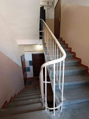 Продам однокомнатную (1-комн.) квартиру, Энгельса пер, 8, Калининград г