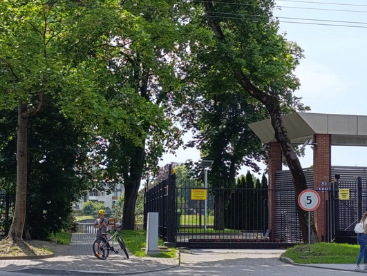 Продам однокомнатную (1-комн.) квартиру, Энгельса пер, 8, Калининград г