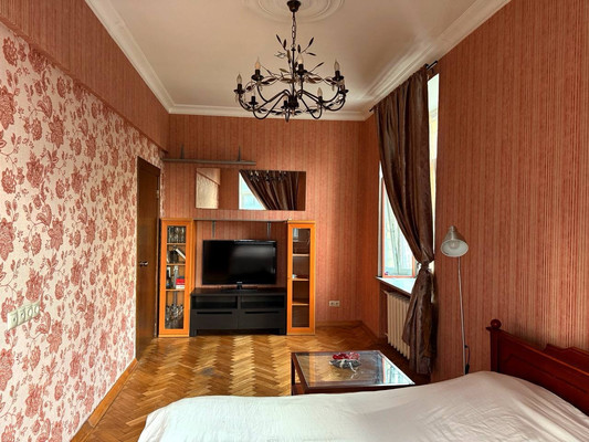 Продам двухкомнатную (2-комн.) квартиру, Щербаковская ул, 35, Москва г