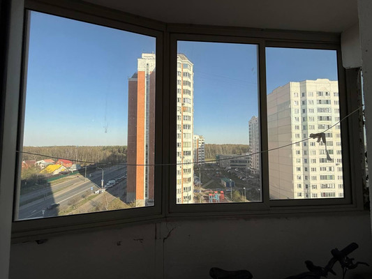 Продам однокомнатную (1-комн.) квартиру, Маршала Савицкого ул, 30, Москва г