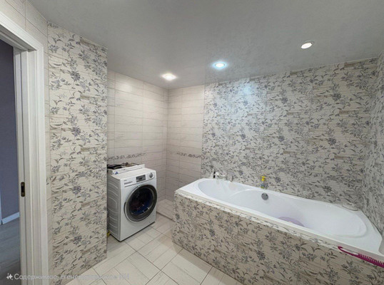 Продам многокомнатную квартиру, Голышева ул, 5/37, Маркова рп