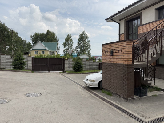Продам многокомнатную квартиру, Голышева ул, 5/37, Маркова рп