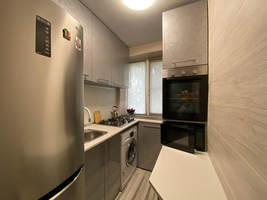 Продам трехкомнатную (3-комн.) квартиру, Урицкого пер, 71, Ростов-на-Дону г
