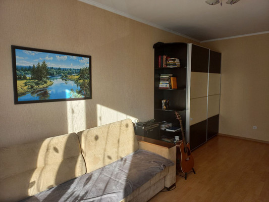 Продам двухкомнатную (2-комн.) квартиру, Непокорённых пр-кт, 49к2, Санкт-Петербург г