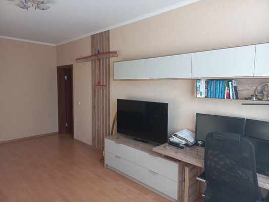 Продам двухкомнатную (2-комн.) квартиру, Непокорённых пр-кт, 49к2, Санкт-Петербург г