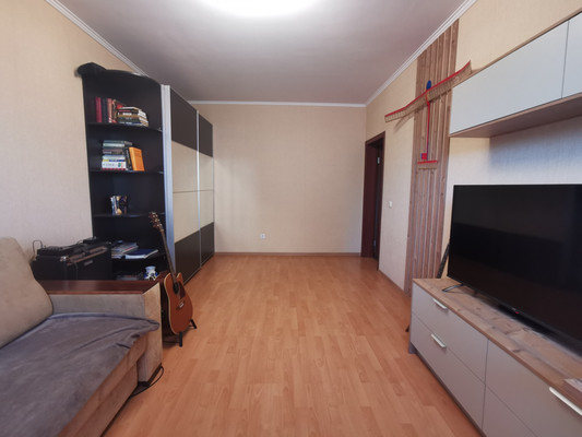 Продам двухкомнатную (2-комн.) квартиру, Непокорённых пр-кт, 49к2, Санкт-Петербург г