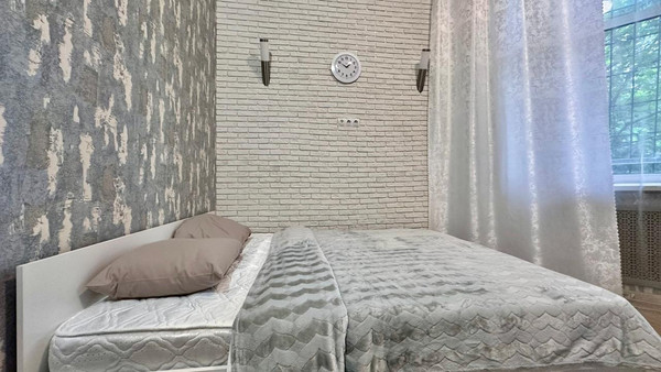 Продам однокомнатную (1-комн.) квартиру, Суворова ул, 3, Ростов-на-Дону г
