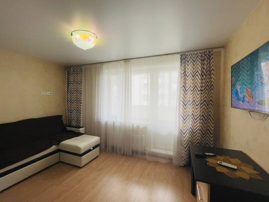 Продам трехкомнатную (3-комн.) квартиру, Березовая ул, 14, Видное г