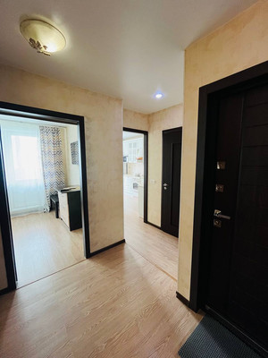 Продам трехкомнатную (3-комн.) квартиру, Березовая ул, 14, Видное г