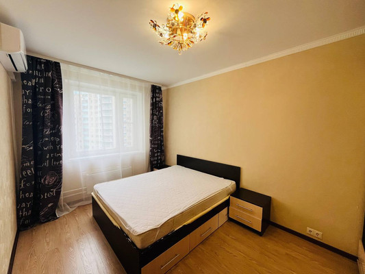 Продам трехкомнатную (3-комн.) квартиру, Березовая ул, 14, Видное г