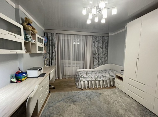 Продам трехкомнатную (3-комн.) квартиру, Михаила Нагибина пр-кт, 14кГ, Ростов-на-Дону г