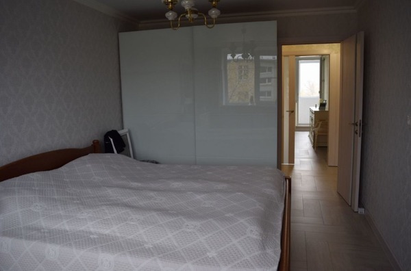 Продам трехкомнатную (3-комн.) квартиру, Волкова ул, 8/4, Ростов-на-Дону г